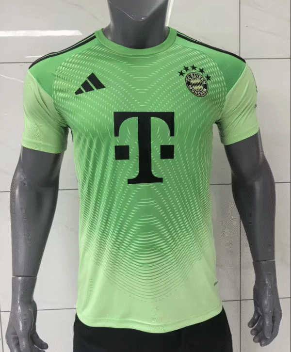 25-26 Bayern Green Goalkeeper