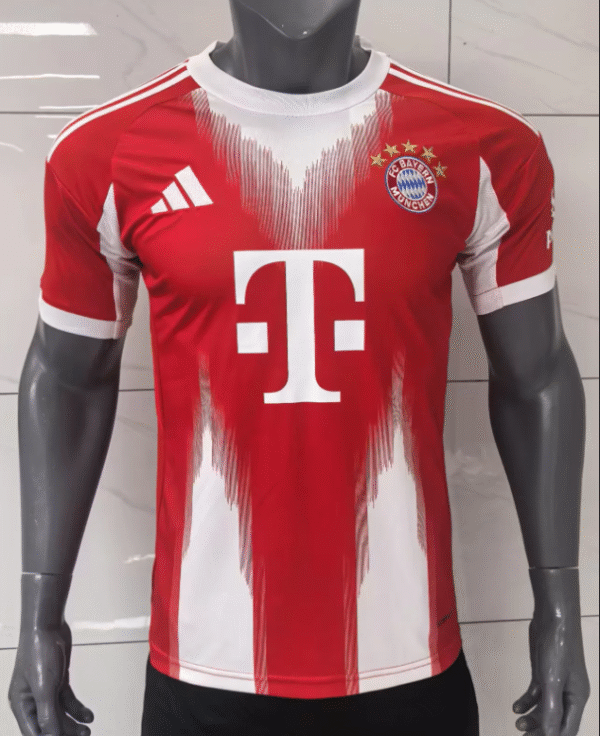 25-26 Bayern home