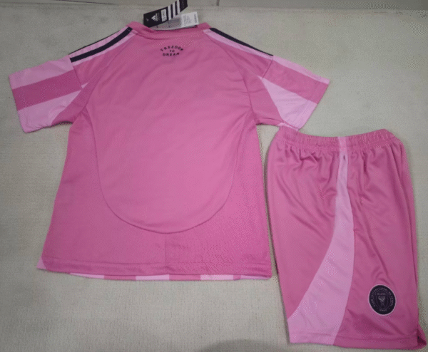 25-26 Miami home - Image 2