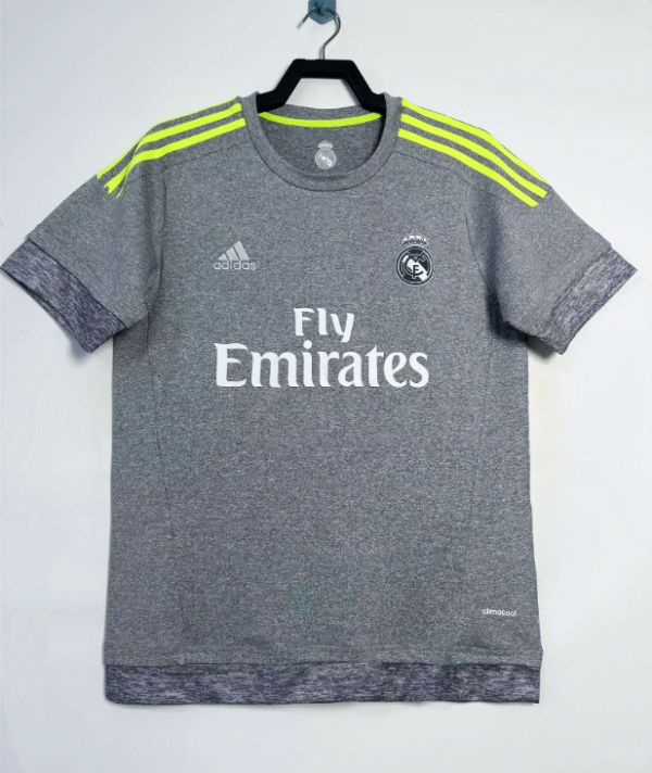 2015-16 Real Madrid away - Image 2