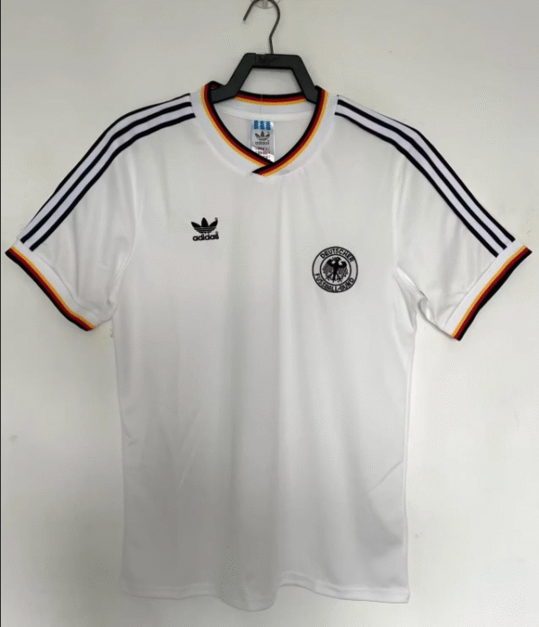 1986 Germany home - Image 2