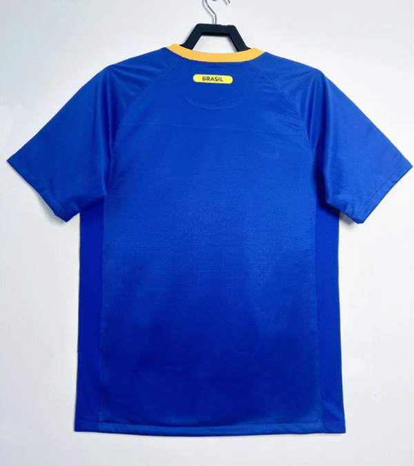 2010 Brazil away - Image 3