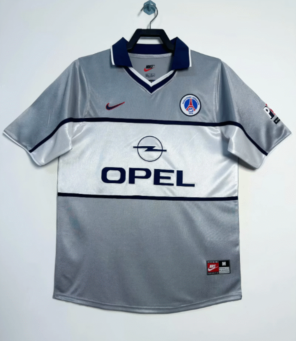 2000-01 Paris away