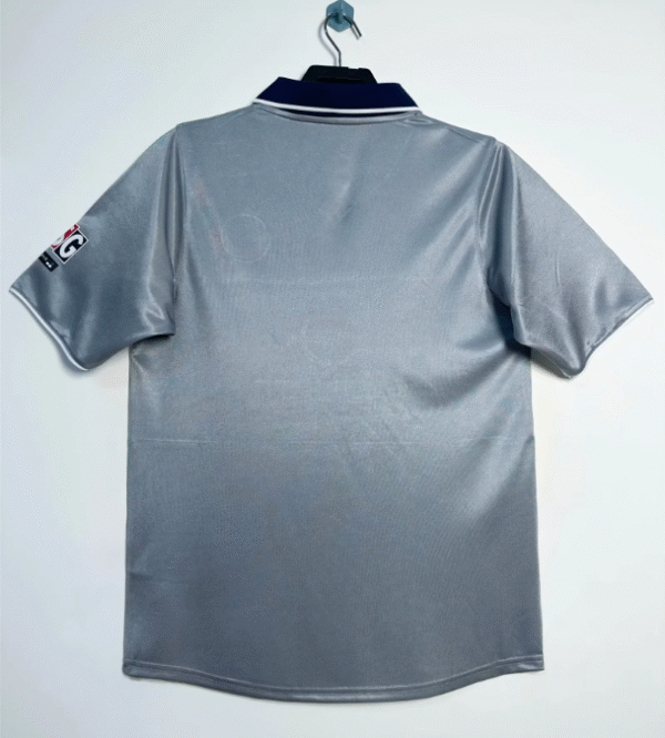 2000-01 Paris away - Image 2