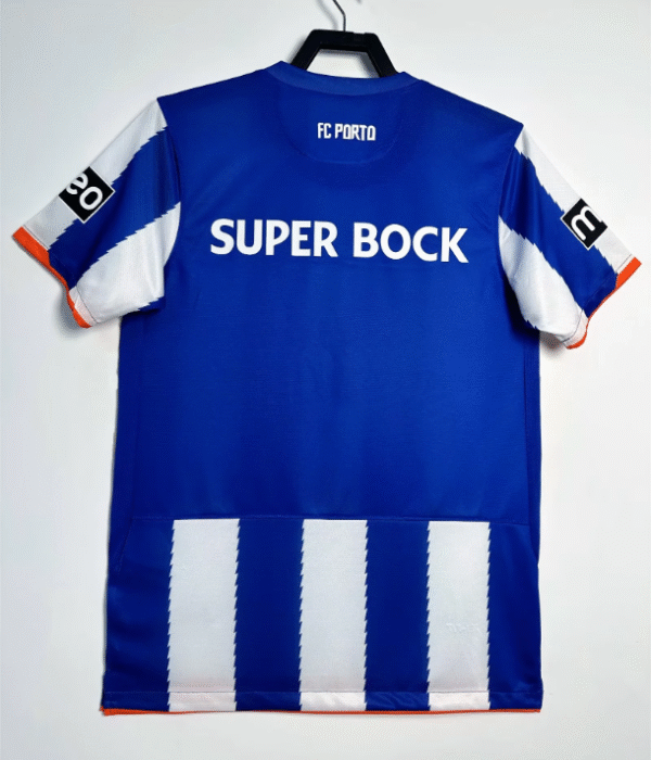 2010/11 Porto home - Image 3