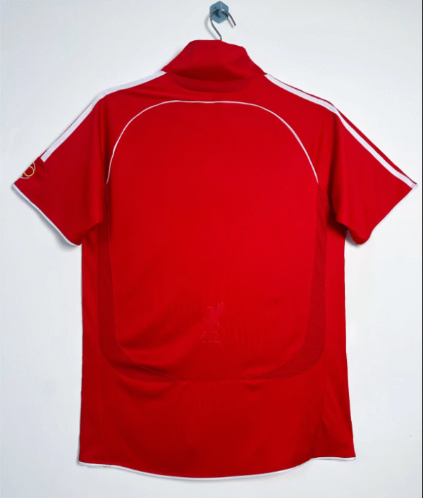 2006/08 Liverpool host Champions League - Image 3