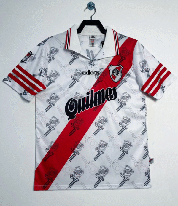 1996-97 River Plate home