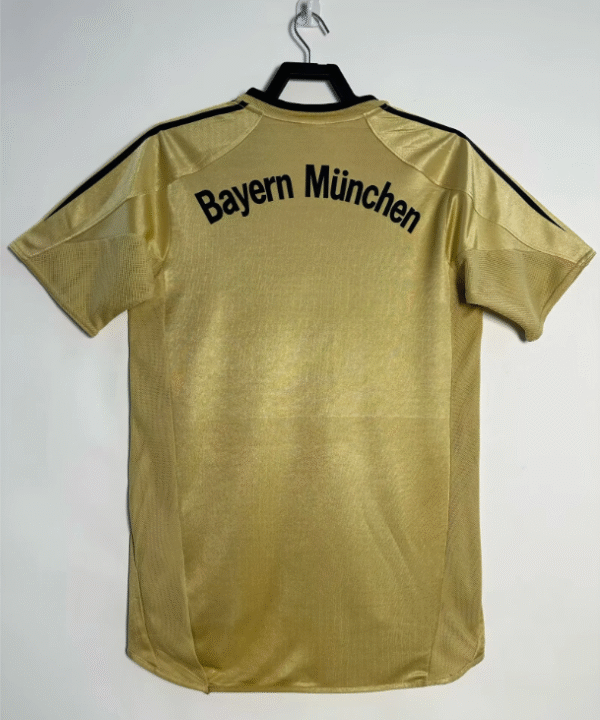 2003/04 Bayern Away - Image 2