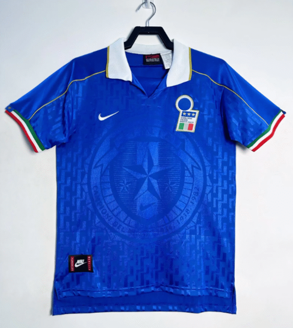 1995 Italy home