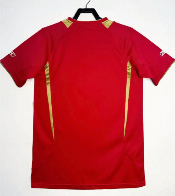 2005/06 Liverpool home - Image 2