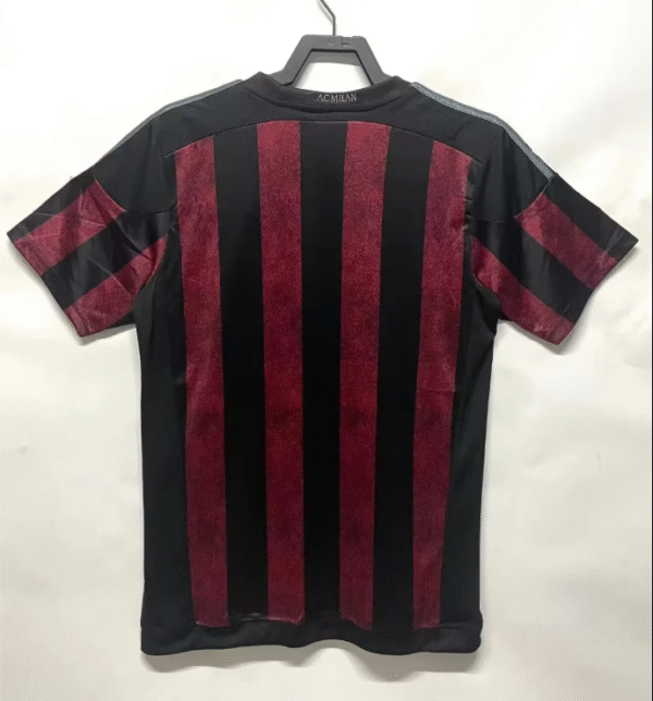 2015/16AC Home - Image 2