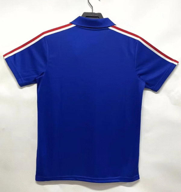 1984 France home - Image 2