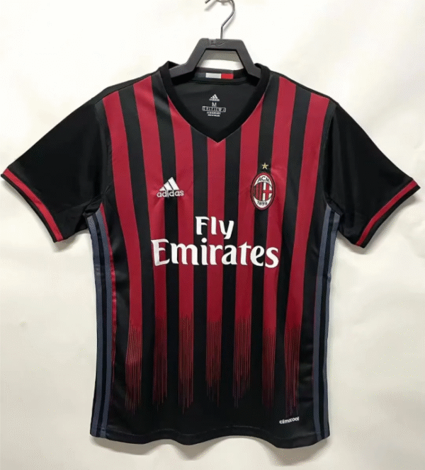 2016/17 AC Home