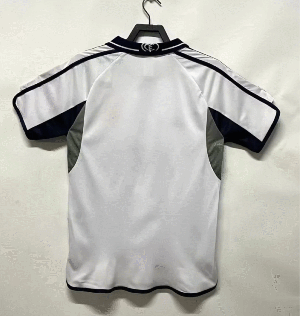 2000/01 Real Madrid home - Image 2
