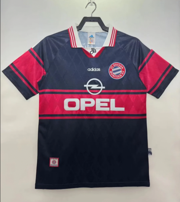 1997/99 Bayern Munich home
