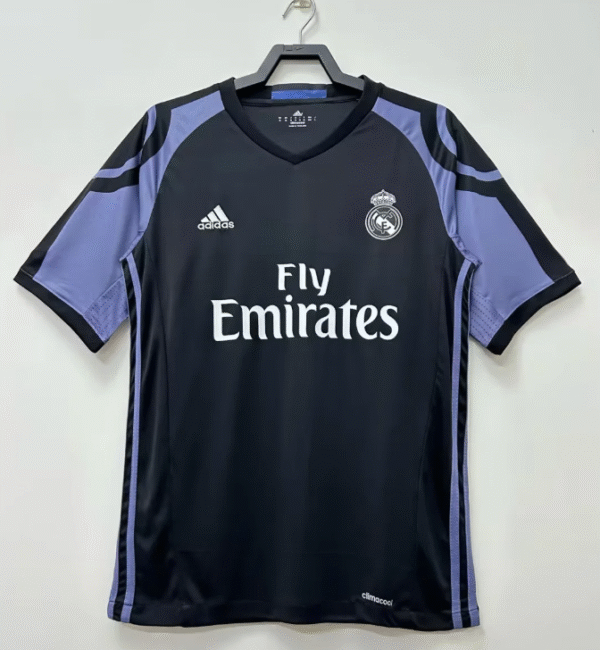 16-17 Real Madrid's second away game