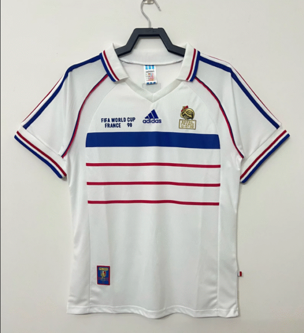 98 France away