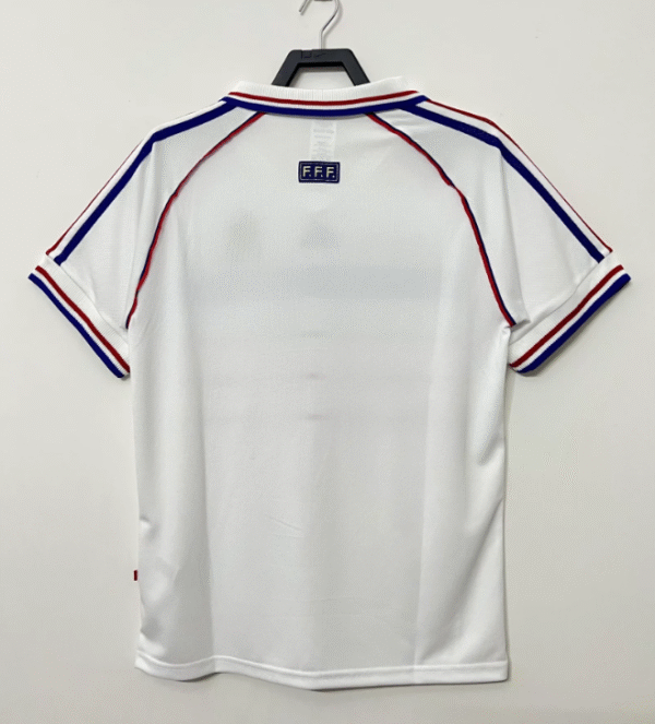 98 France away - Image 2