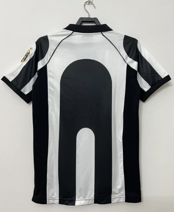 97-98 Juventus home - Image 2