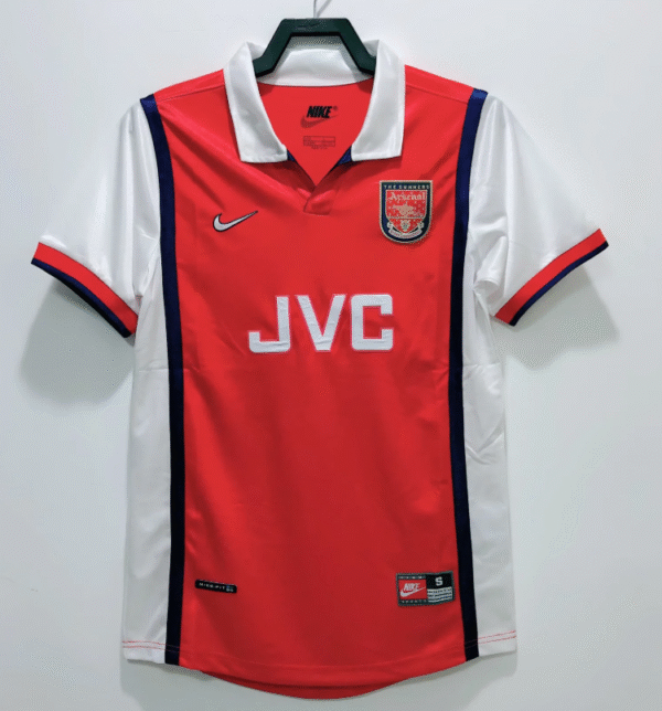 98/99 Premier League double champion Arsenal