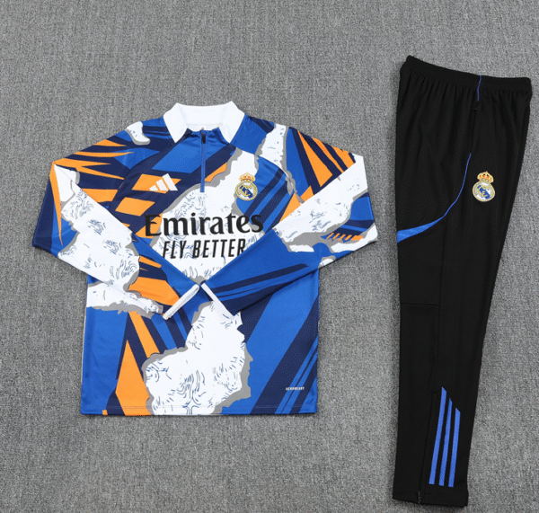 2526 Real Madrid Huang Lan