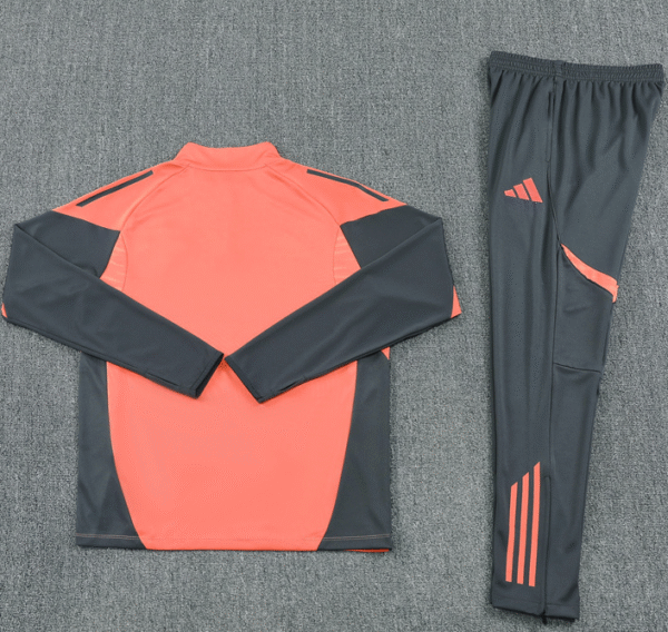 2526 Bayern Orange - Image 2
