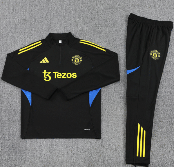 2526 Manchester United Black