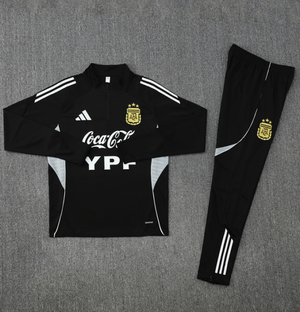 2526 Argentina Black