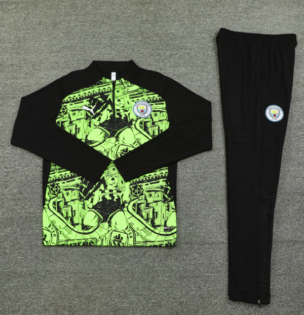 2425 Manchester City fluorescent green