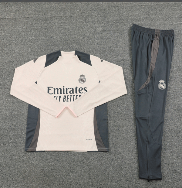 2425 Real Madrid Apricot