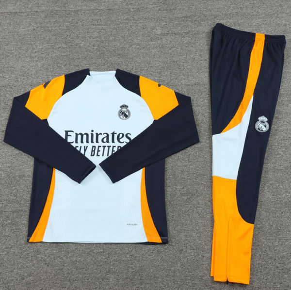 2425 Real Madrid light blue