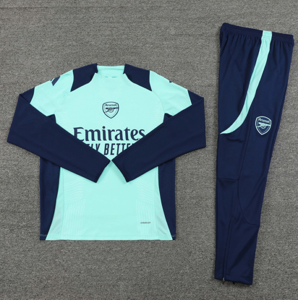 2425 Arsenal Hulan
