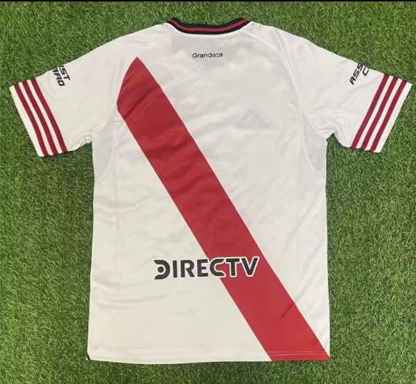 River Plate home - Image 2