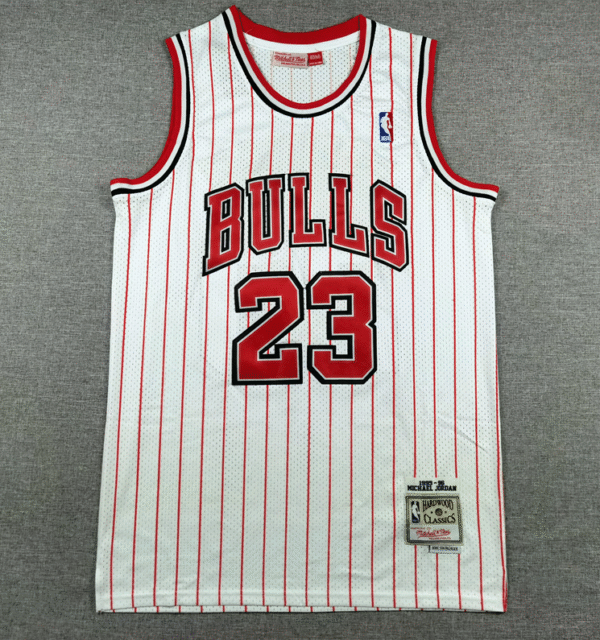 Bulls 23 White Stripes