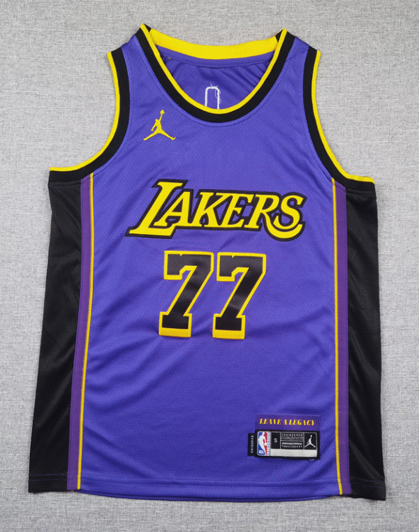 Lakers 77 Purple Announcement Edition