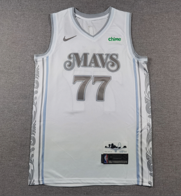 25 Mavericks 77 White City Edition