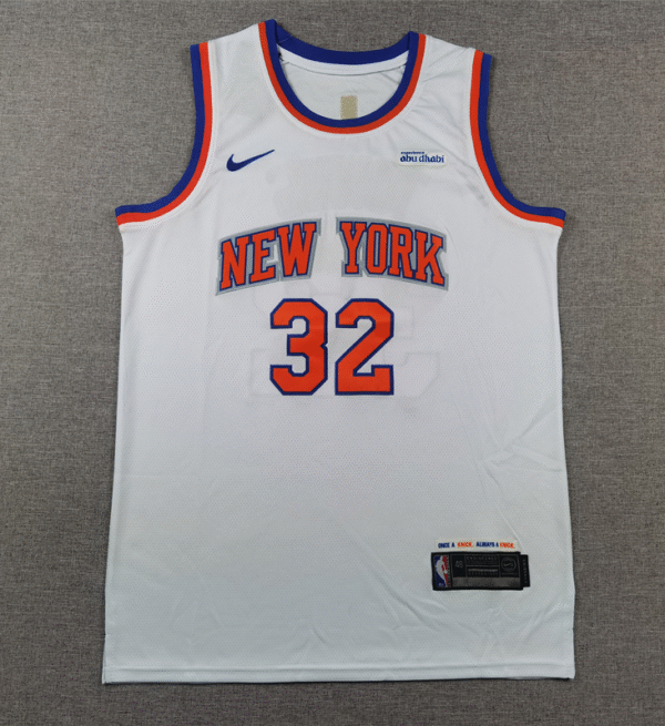 Knicks 32 White