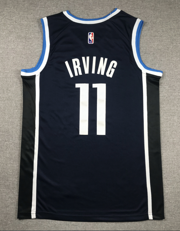 Mavericks 11 Dark Blue Announcement Edition - Image 2