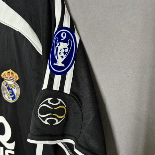 06-07 Real Madrid away black Raul No. 7 Beckham No. 23 Ronaldo Guti Robinho jersey - Image 3