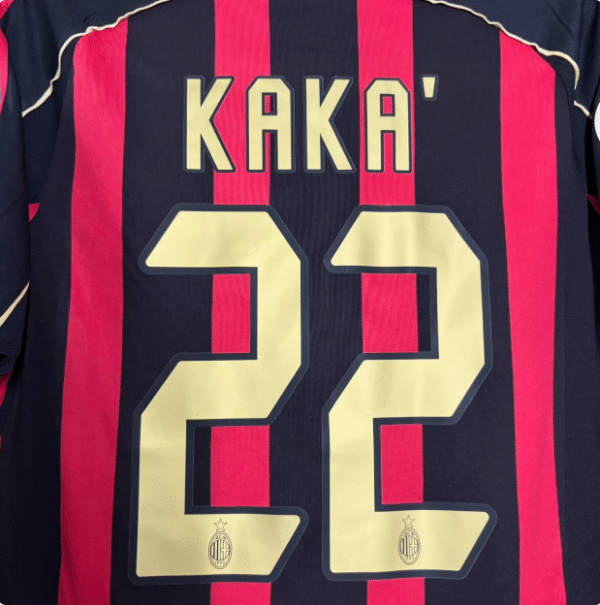 06-07 AC Milan home short-sleeved No. 22 Kaka No. 9 Inzaghi Maldini Nesta Pirlo jersey - Image 2