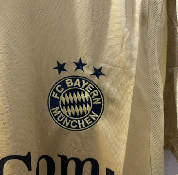 04-05 Bayern away golden No. 13 Ballack No. 1 Kahn No. 31 Schweinsteiger retro jersey - Image 4