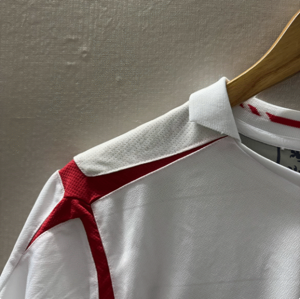 2006 England Retro Jersey Home Beckham Short Sleeve Football Jersey 06 No. 10 Owen - Image 5
