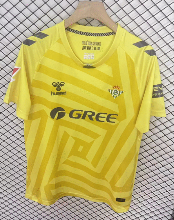 2526 Betis goalkeeper yellow - Image 2