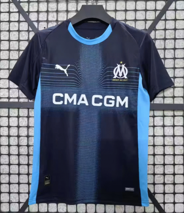 2526 Marseille away