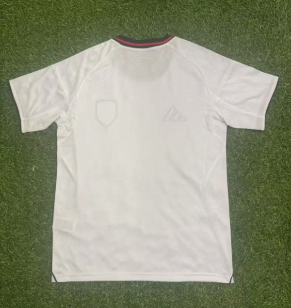 2526 Fulham Home - Image 2