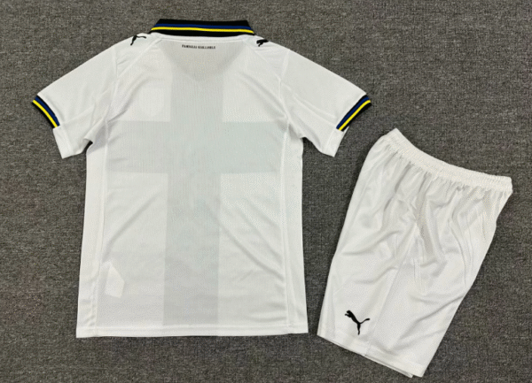 2526 Children's Parma Home - Image 2