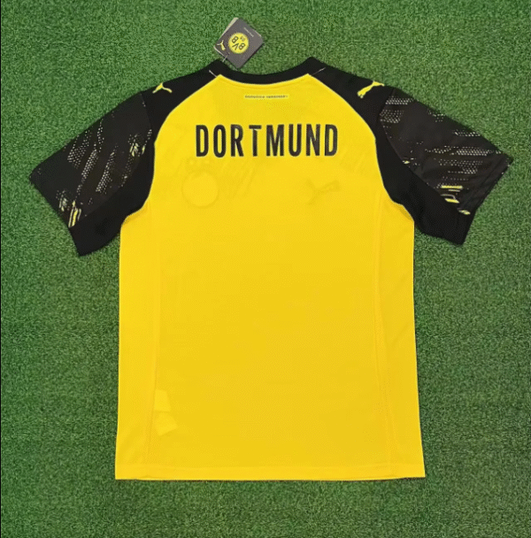 2526 Dortmund home - Image 2