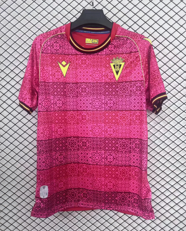 2526 Cadiz away