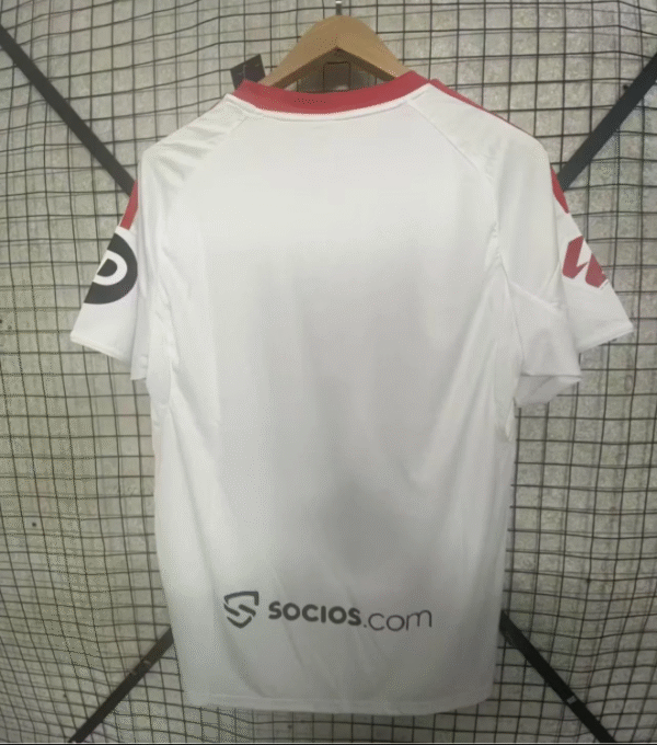 2526 Sevilla Home - Image 2