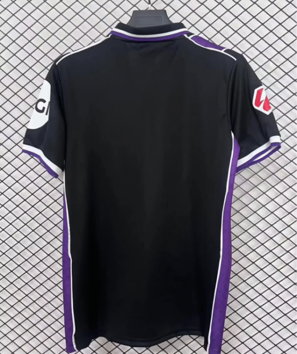 2526 Valladolid away - Image 2